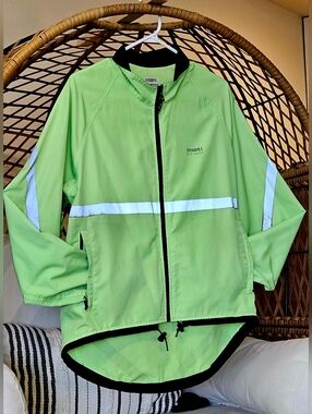 Running Room Jacket Wind Breaker